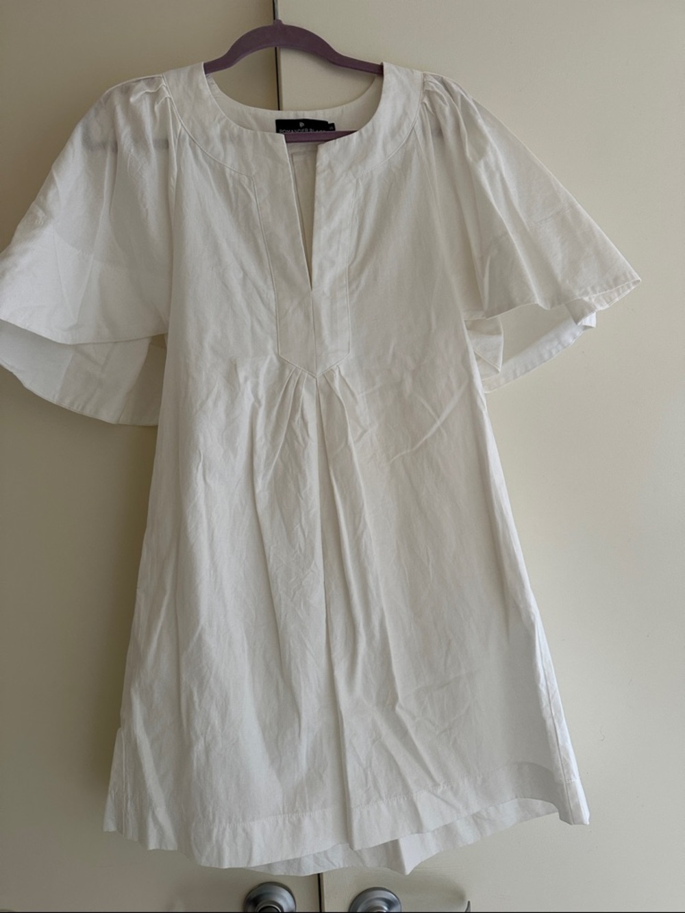 Pomander Place White V-Neck Shift Dress